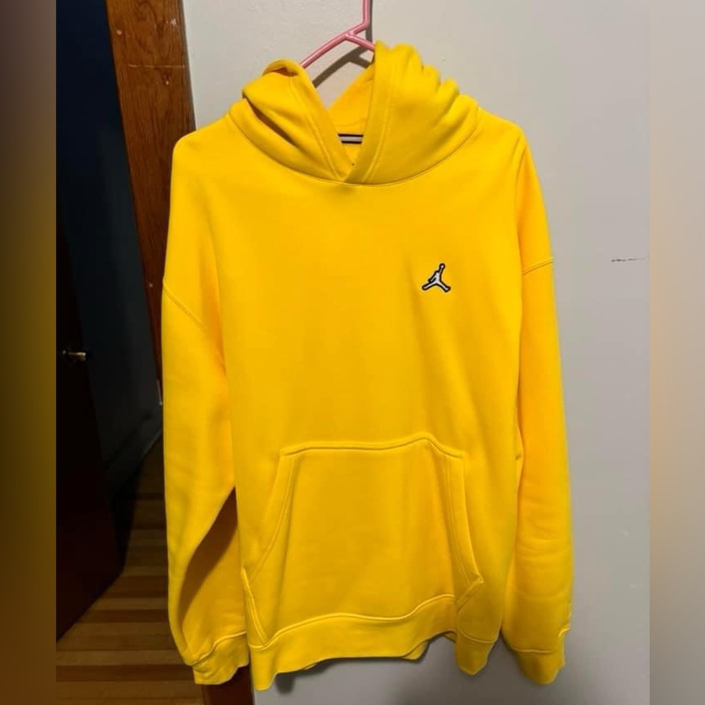 Yellow xl jordan hoodie